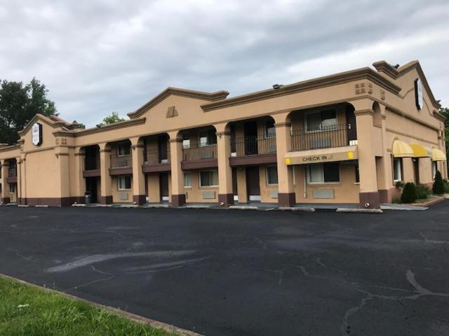 Royal Inn Bellmawr Exteriör bild